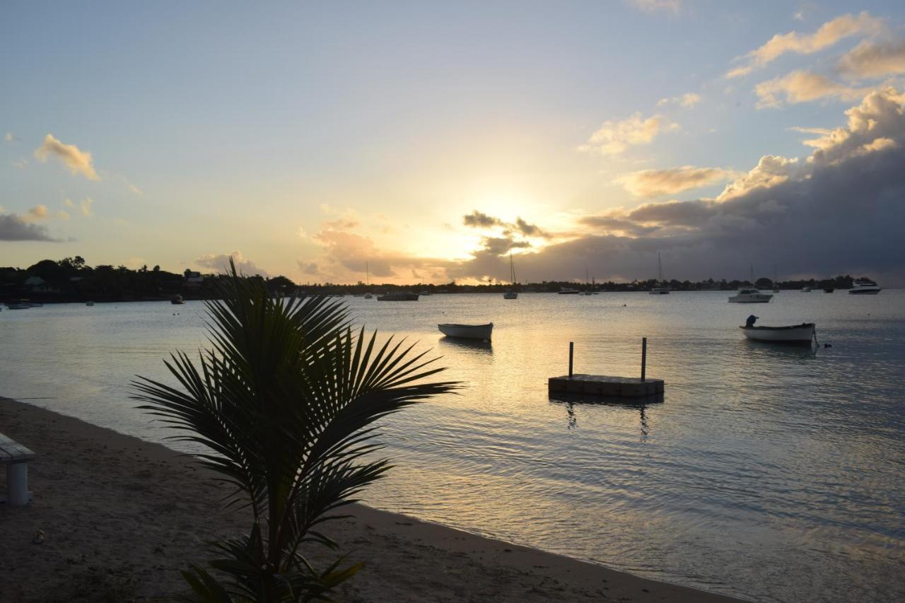 Ocean Drive - Opposite The * Grand Bay